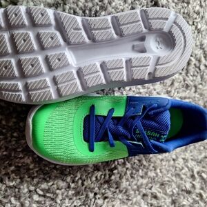 Kids Under Armour slip on runners, Size 3